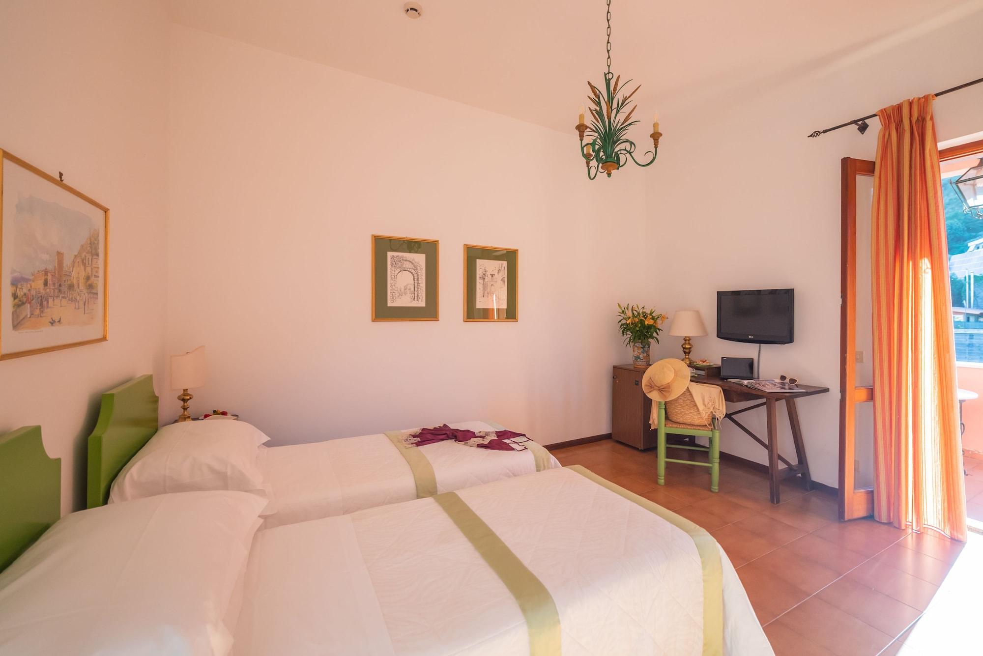 Hotel Villa Sirina Таорміна Екстер'єр фото