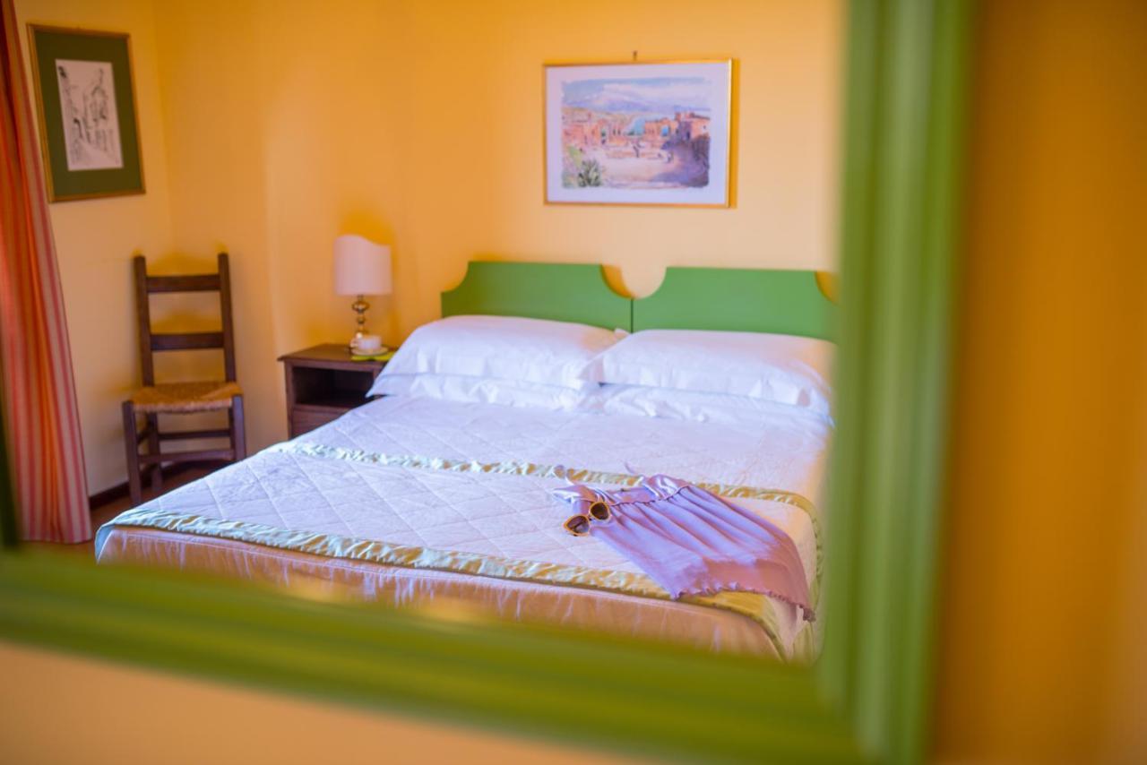 Hotel Villa Sirina Таорміна Екстер'єр фото